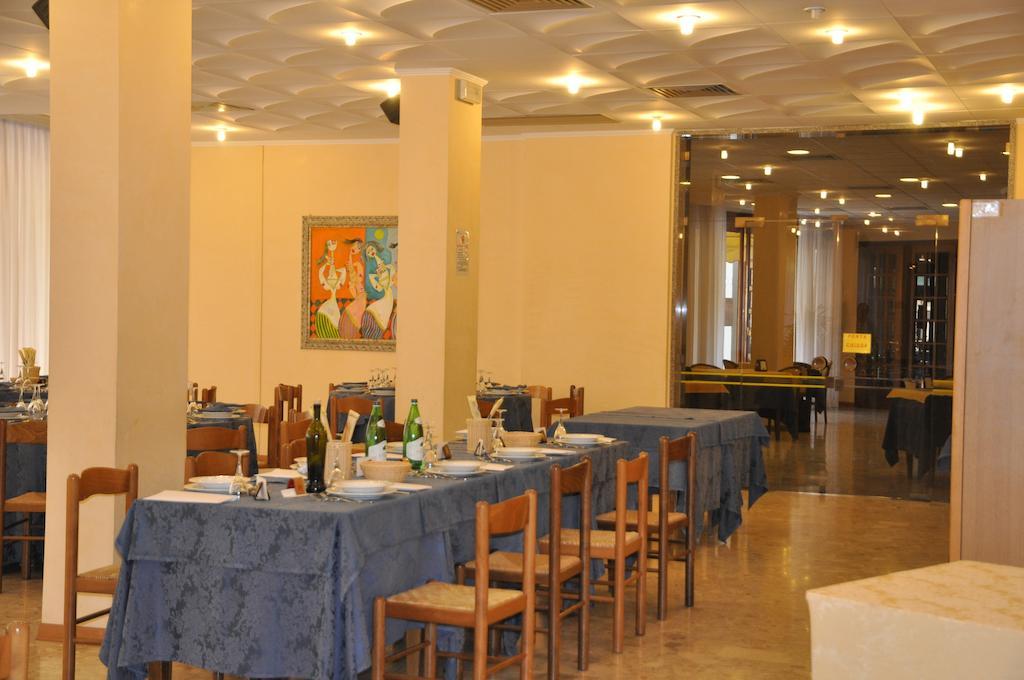 Hotel Terme Di San Vittore Genga  Exterior foto