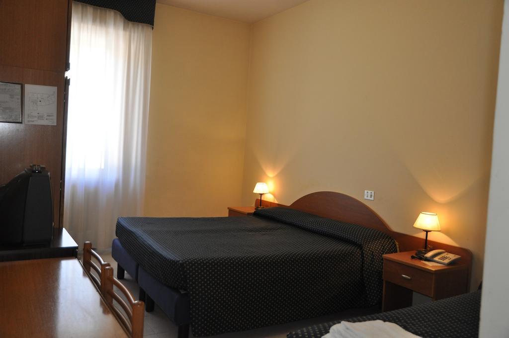 Hotel Terme Di San Vittore Genga  Cameră foto