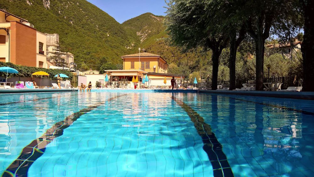 Hotel Terme Di San Vittore Genga  Exterior foto